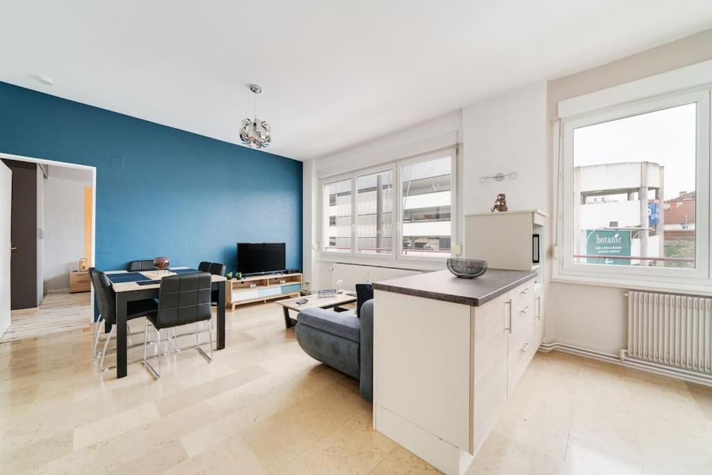Superbe Appartement A Une Minute A Pied De La Gare Эпиналь Экстерьер фото